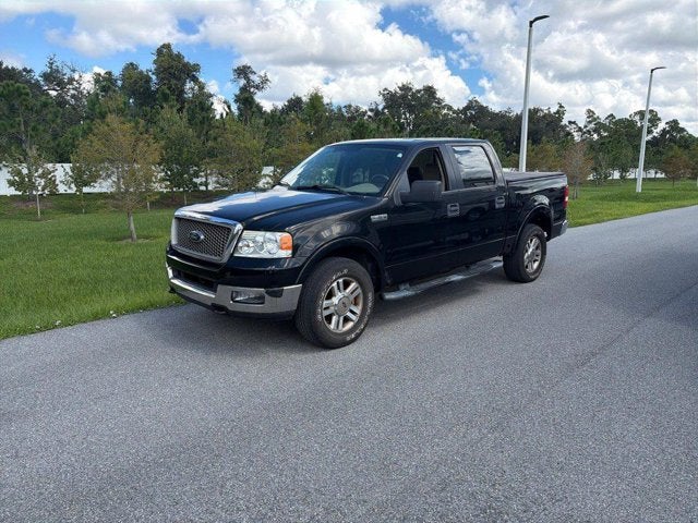 2005 Ford F-150 "SuperCrew 139"" Lariat 4WD"