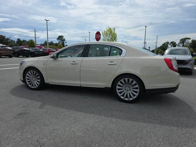 2015 Lincoln MKS 4dr Sdn 3.7L FWD