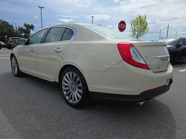 2015 Lincoln MKS 4dr Sdn 3.7L FWD
