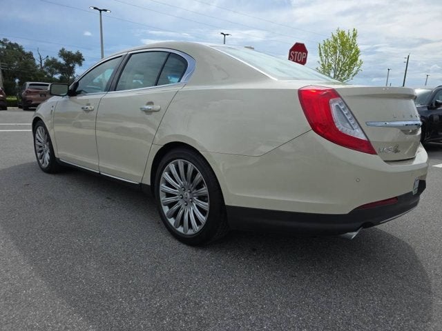 2015 Lincoln MKS 4dr Sdn 3.7L FWD