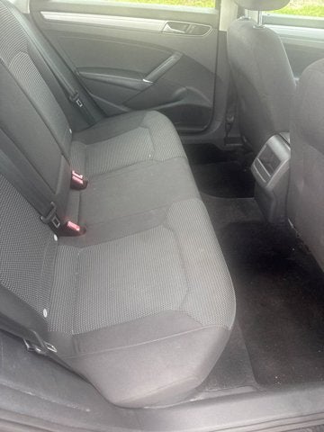 2017 Volkswagen Passat 1.8T S