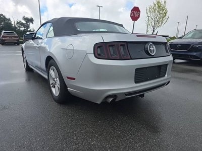 2014 Ford Mustang 2dr Conv V6