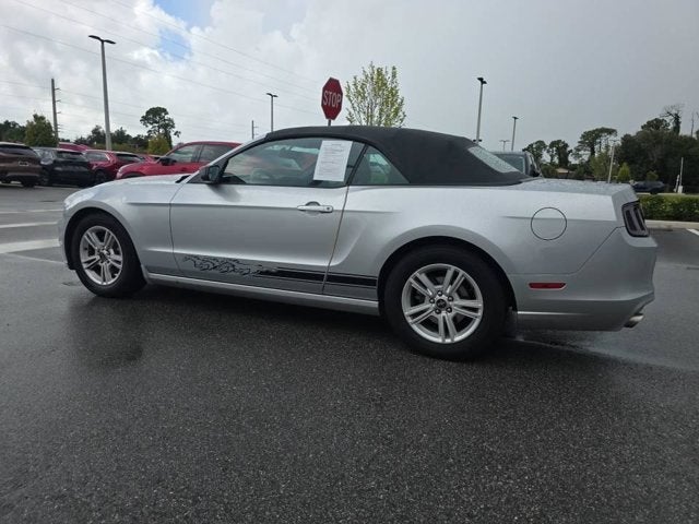 2014 Ford Mustang 2dr Conv V6