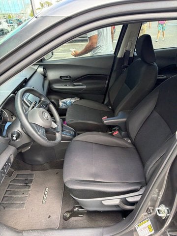 2023 Nissan Kicks S