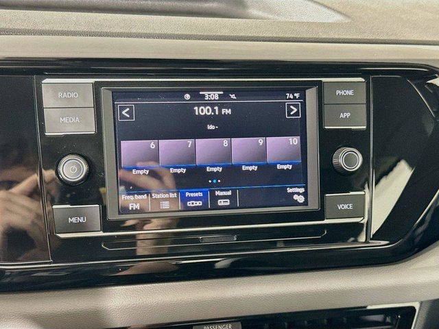 2024 Volkswagen Taos S