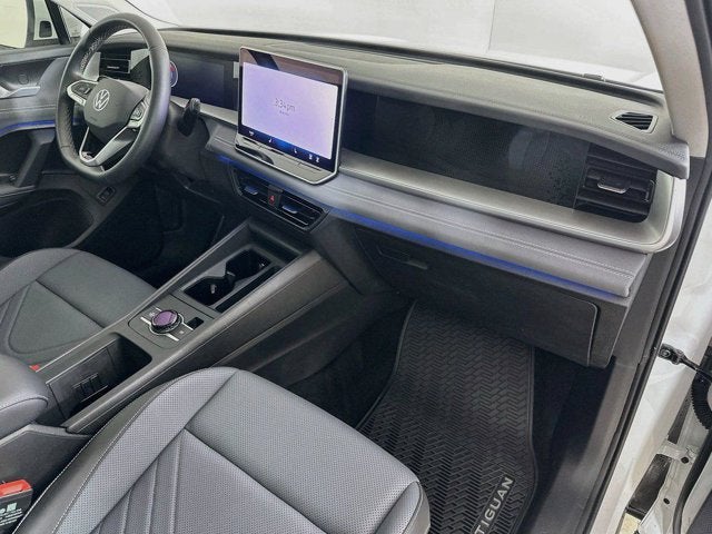 2025 Volkswagen Tiguan SE