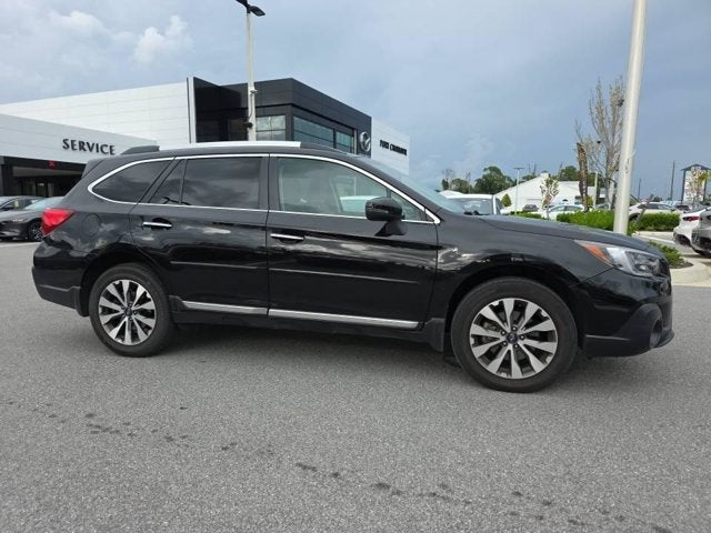 2018 Subaru Outback Touring