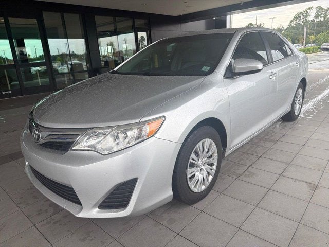 2012 Toyota Camry 4dr Sdn I4 Auto LE (Natl)