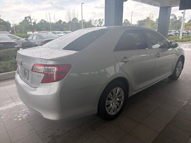 2012 Toyota Camry 4dr Sdn I4 Auto LE (Natl)