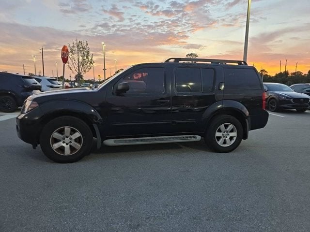 2008 Nissan Pathfinder 2WD 4dr V6 SE