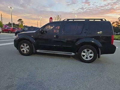 2008 Nissan Pathfinder 2WD 4dr V6 SE