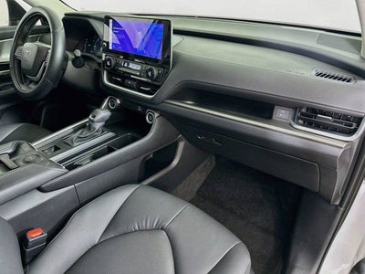 2025 Toyota Grand Highlander Hybrid XLE AWD (Natl)