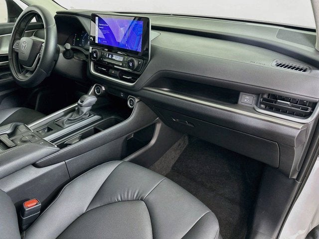 2025 Toyota Grand Highlander Hybrid XLE AWD (Natl)