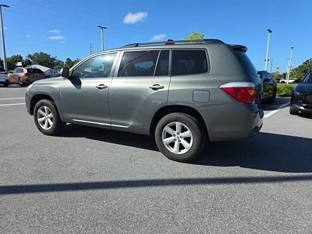 2010 Toyota Highlander Base