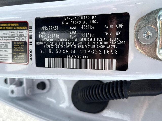 2023 Kia K5 EX