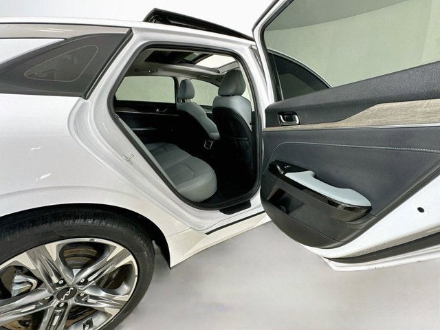 2023 Kia K5 EX