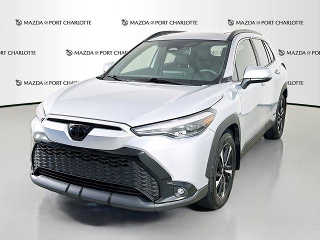 2024 Toyota Corolla Cross Hybrid XSE