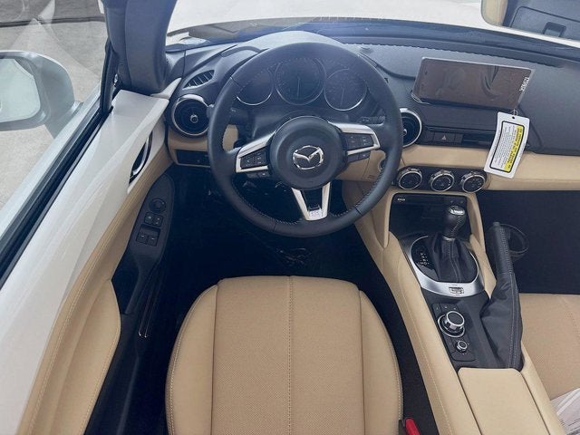 2026 Mazda Mazda MX-5 Miata RF Grand Touring