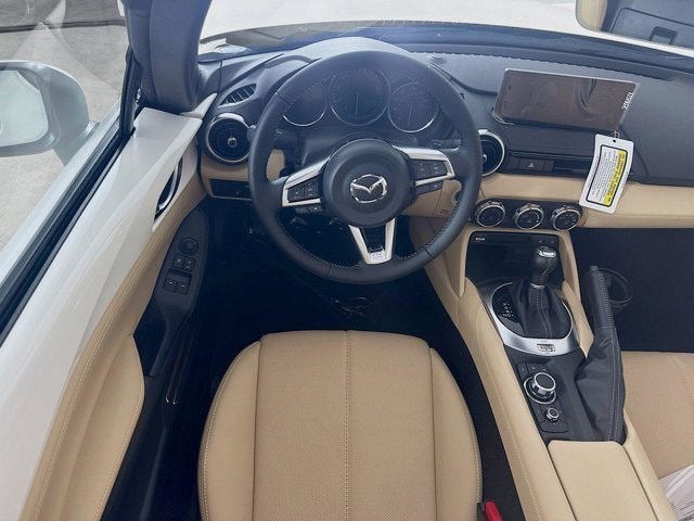 2026 Mazda Mazda MX-5 Miata RF Grand Touring