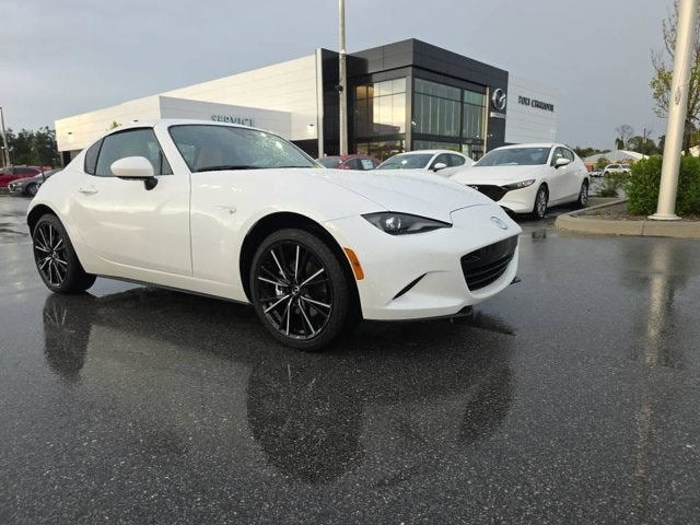 2025 Mazda Mazda MX-5 Miata RF Grand Touring