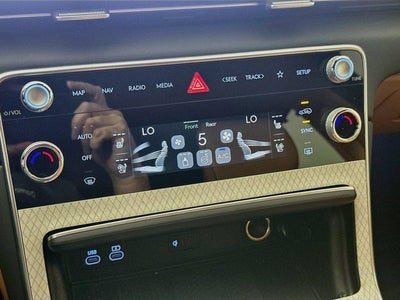 2025 Genesis GV80 2.5T Prestige