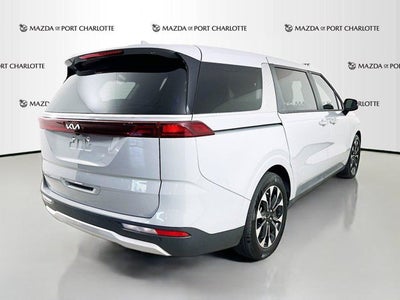 2024 Kia Carnival EX
