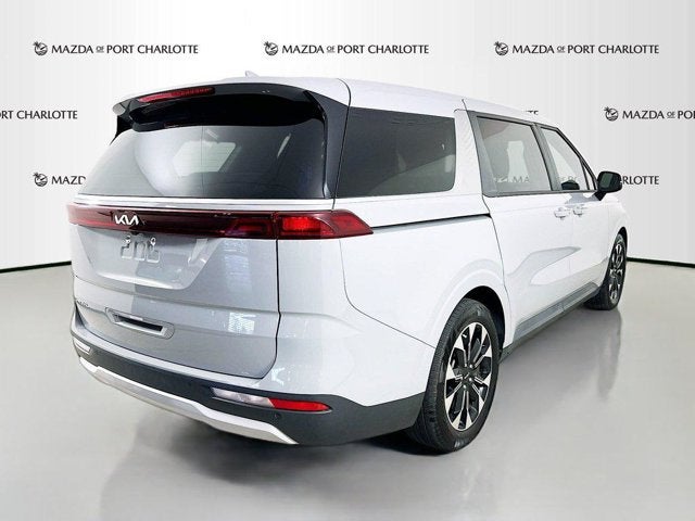 2024 Kia Carnival EX