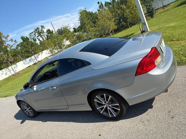 2011 Volvo C70 2dr Conv Auto