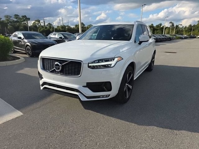2019 Volvo XC90 R-Design