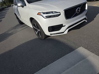2019 Volvo XC90 R-Design